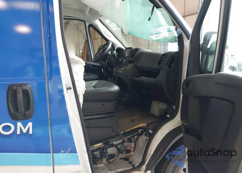 2024 Ram Promaster 2500 Tradesman High Roof 159 Wb W/Pass Seat z USA, uszkodzony, nr VIN 3C6LRVDG0RE102451